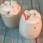 Three-Ingredient Frozen Yogurt Sandwiches