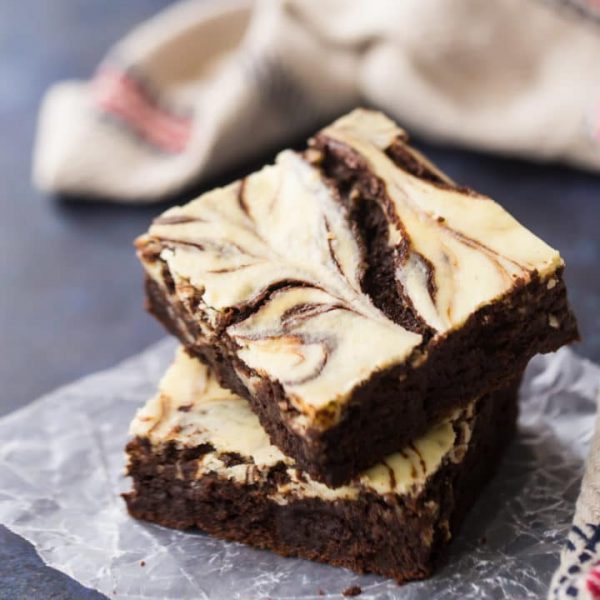 IMG_0055-best-cheesecake-brownies-recipe-square-720x720