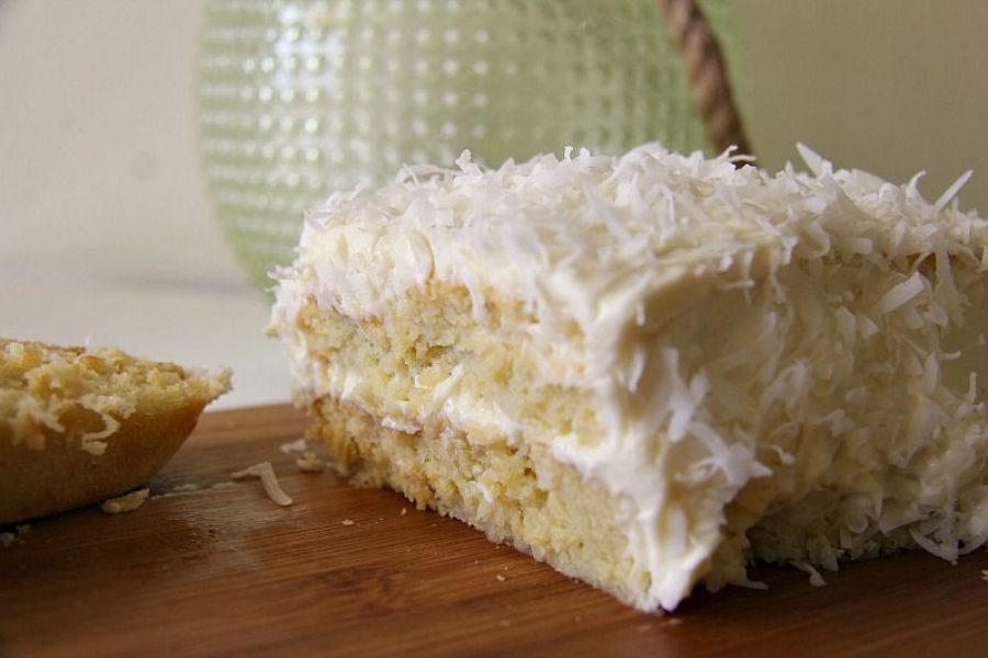 coconut-cake-divalicious